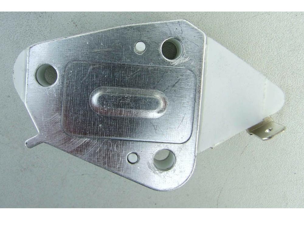 REGLER DELCO EUR OPEL KADET 12V KRIVI IZLAZI