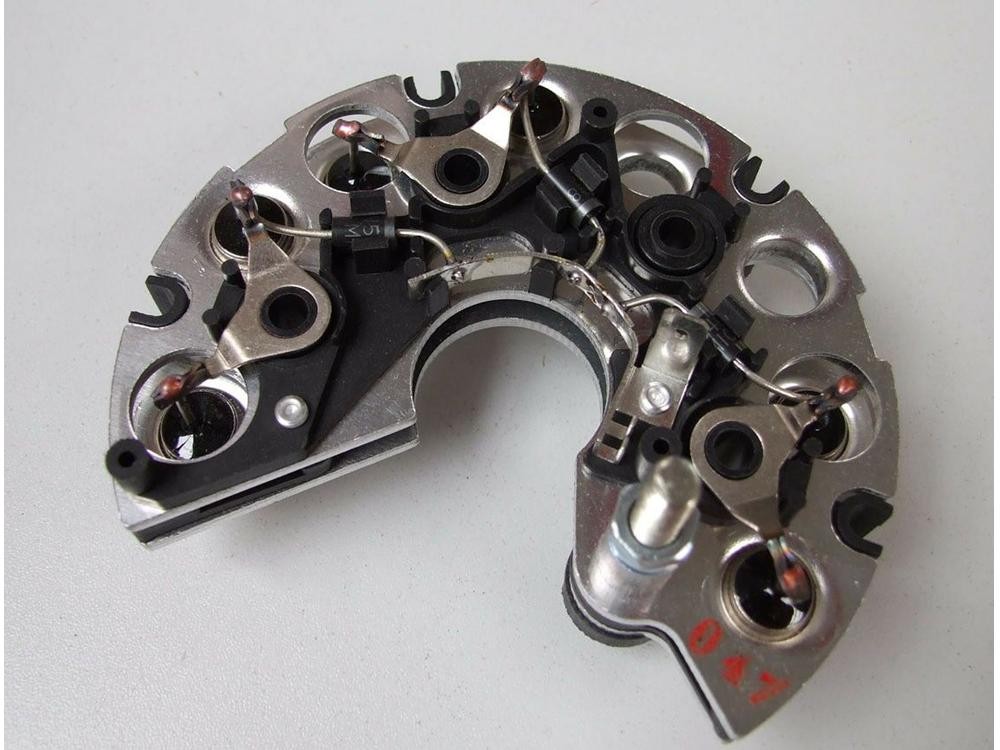 DIODNA PLOCA ALT LADA 110 NIVA